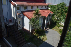 Отель Madona's House  Батуми